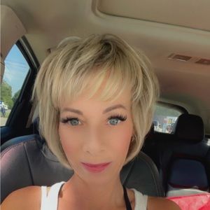 Meet your Posher, Cara